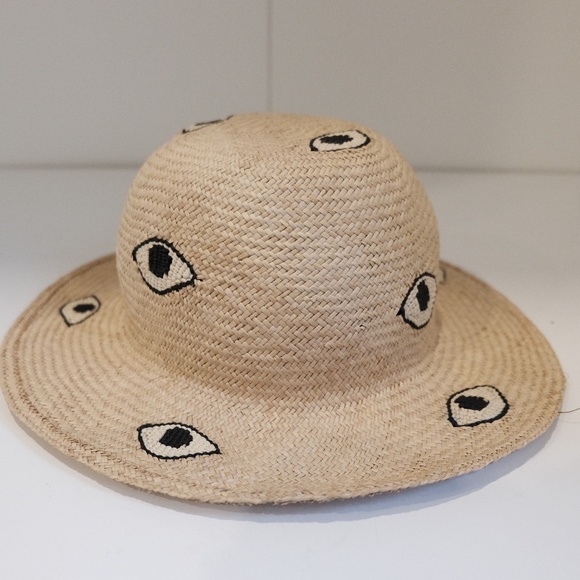 sunhat with eyes - Picture 1 of 3